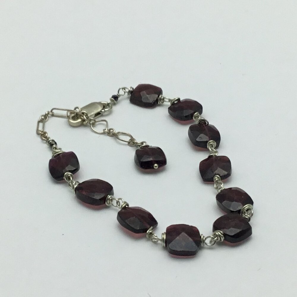 NWOT Artisan Argentium 930 Silver Natural Garnet Cushion Link Bracelet 8"